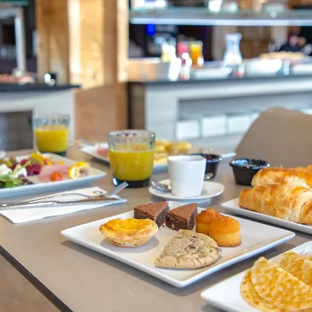 아파트호텔 Sowell Residences 3*