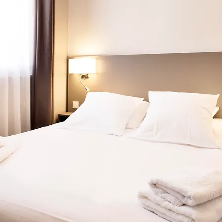 Sowell Residences 3*